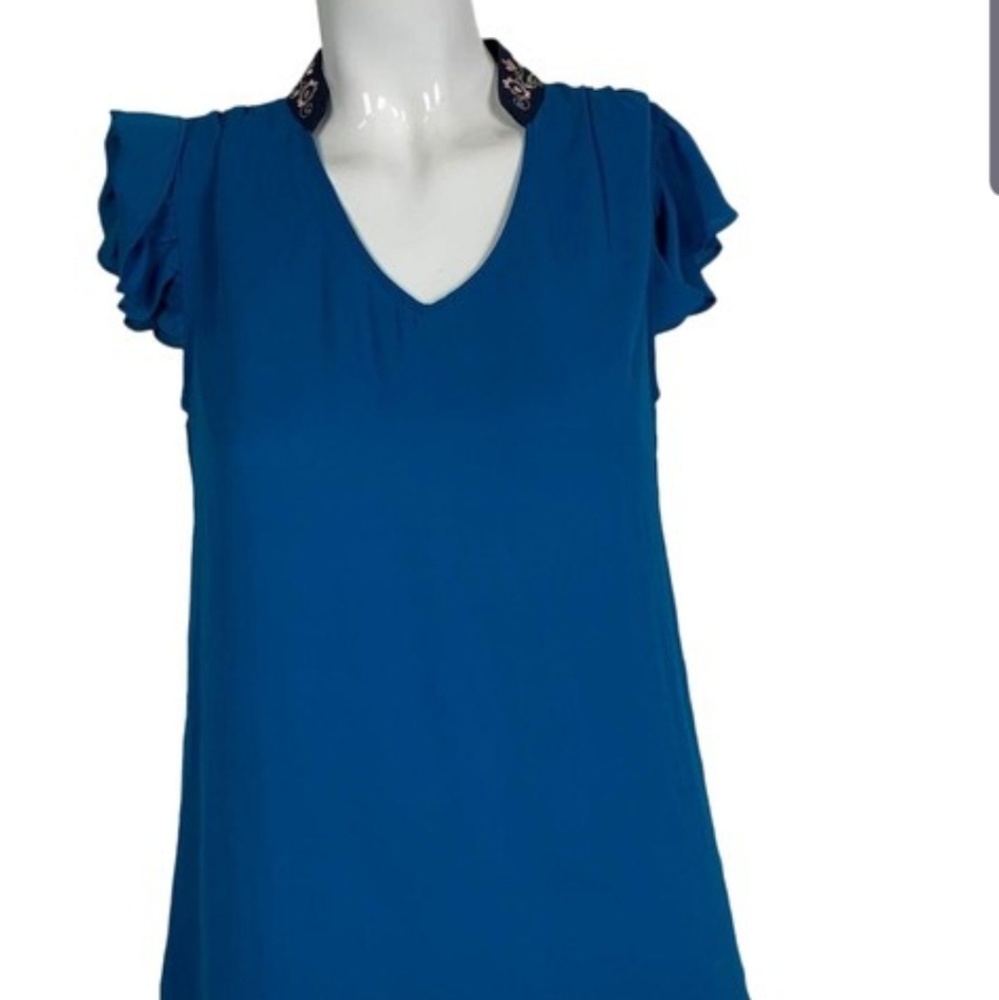 Blue embroidered collared blouse,  sz 12, EUC